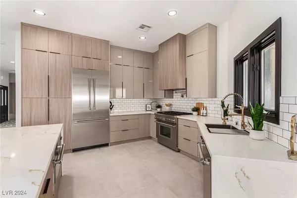 1003 Geneva Avenue, Henderson, NV 89015