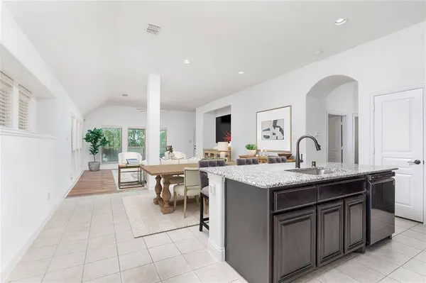 2204 Saint Jullian Street, Savannah, TX 76227