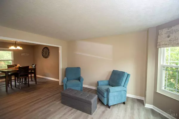 1084 Ridgepointe Dr, Union Twp, OH 45103