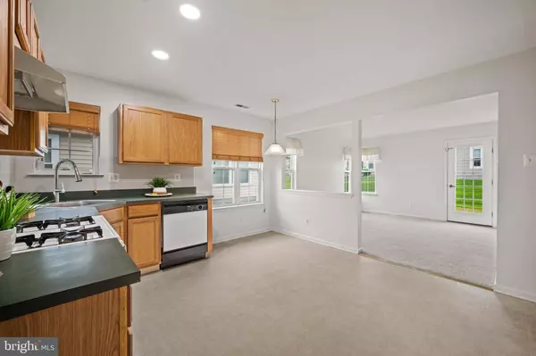 76 NATURE LN, Sewell, NJ 08080