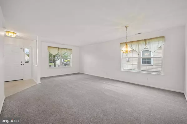 76 NATURE LN, Sewell, NJ 08080