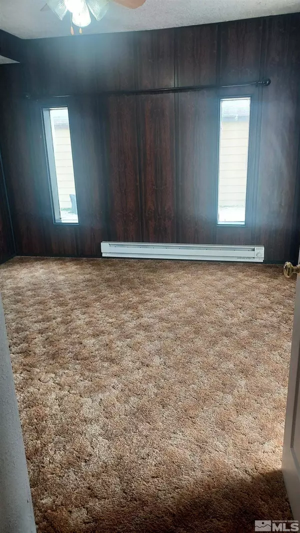 418 G st, Hawthorne, NV 89415