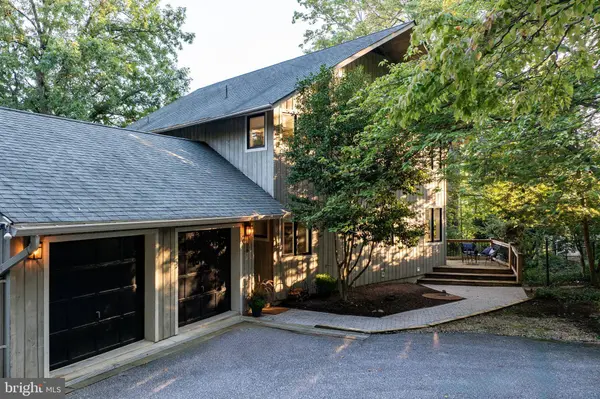 26 FITZGERALD DR, Annapolis, MD 21401