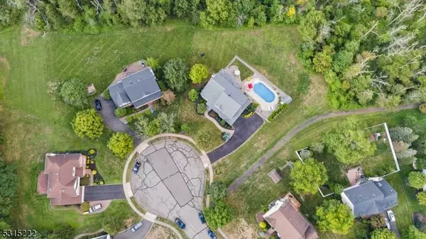 9 Koren Ln, Montgomery Twp., NJ 08502