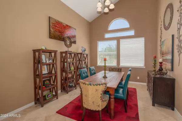 753 E MOUNTAIN SKY Avenue, Phoenix, AZ 85048