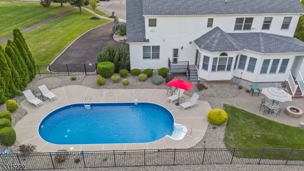 9 Koren Ln, Montgomery Twp., NJ 08502