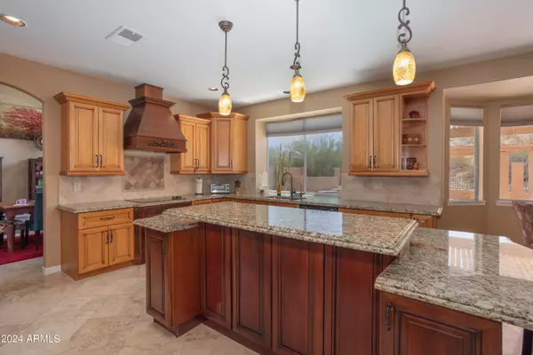 753 E MOUNTAIN SKY Avenue, Phoenix, AZ 85048