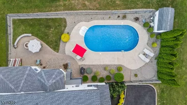 9 Koren Ln, Montgomery Twp., NJ 08502