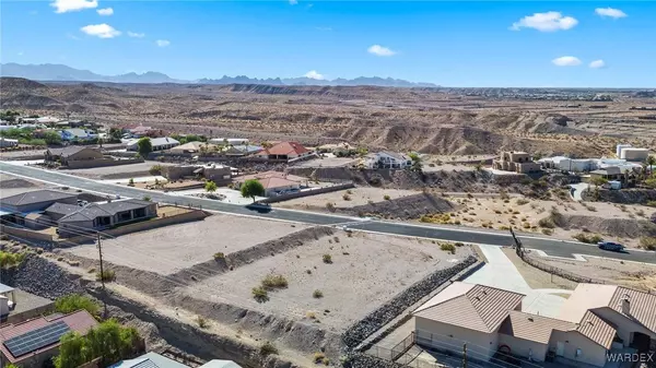 2589 Unicorn RD, Bullhead City, AZ 86429