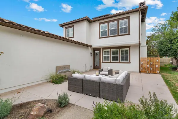 8387 Kern Cres, San Diego, CA 92127