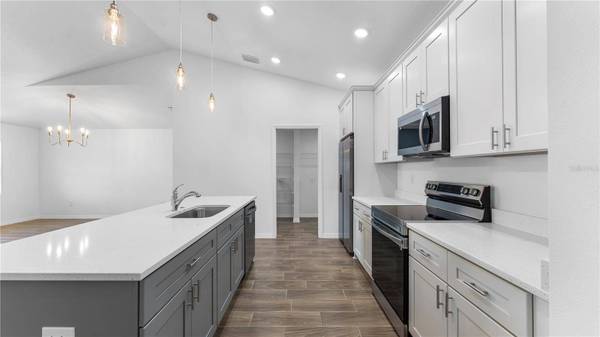 2953 COUNTRY RIDGE LN, Lakeland, FL 33801