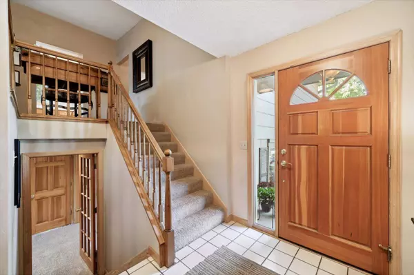 3205 E 125th ST, Burnsville, MN 55337