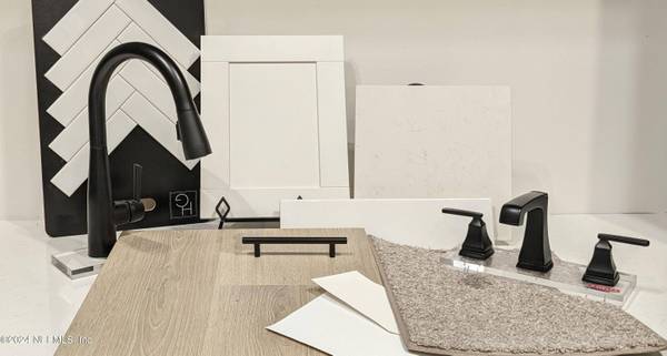 911 LIGHTSEY CROSSING LN, St Augustine, FL 32084