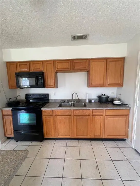 7540 PINERIDGE ST, New Orleans, LA 70128