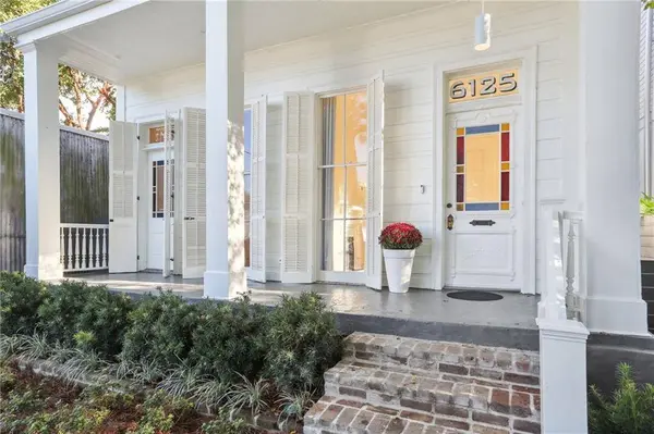 6125 ANNUNCIATION ST, New Orleans, LA 70118