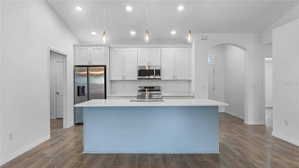 2953 COUNTRY RIDGE LN, Lakeland, FL 33801