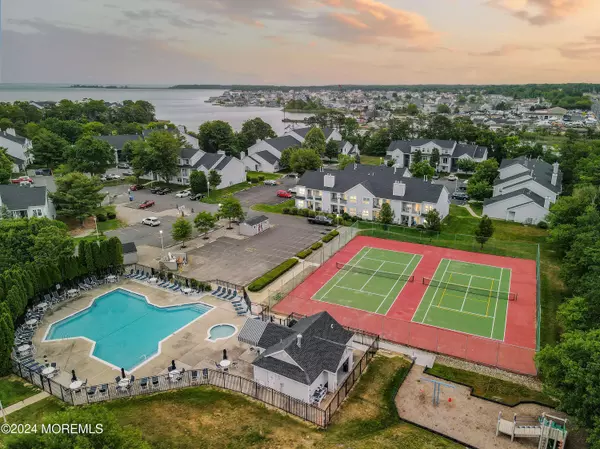 1115 Waters Edge Drive, Toms River, NJ 08753