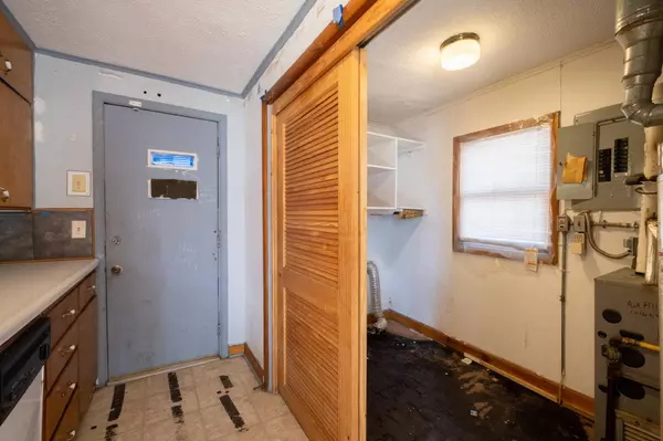 1310 E AVENUE E, Council Bluffs, IA 51501