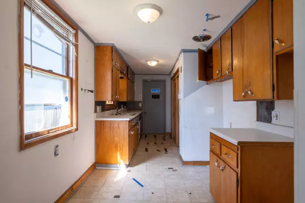 1310 E AVENUE E, Council Bluffs, IA 51501