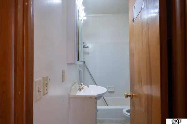 1310 Avenue E, Council Bluffs, IA 51501