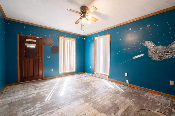 1310 E AVENUE E, Council Bluffs, IA 51501