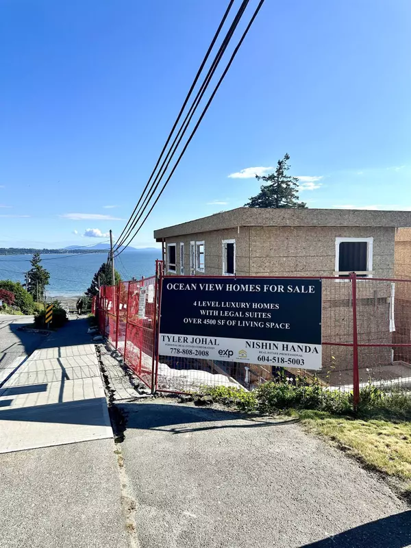 14799 OXENHAM AVE, White Rock, BC V4B 2H8