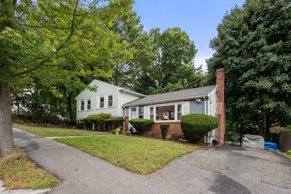 144 Plymouth Ave, Quincy, MA 02169-1116