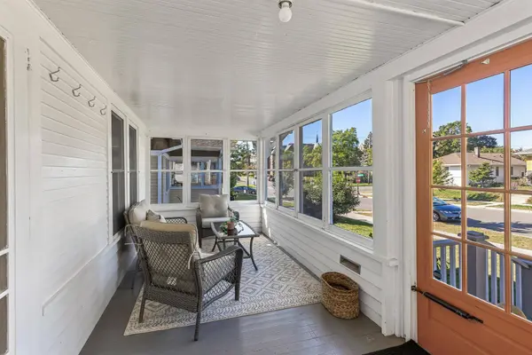 1328 Watson AVE, Saint Paul, MN 55116