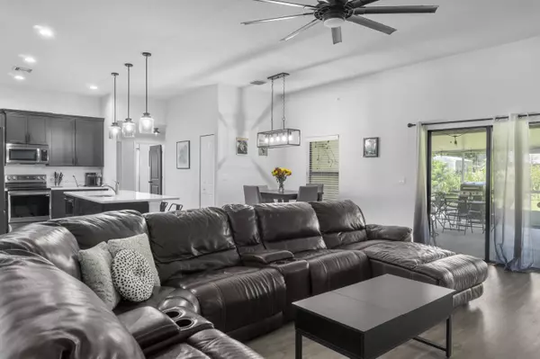 6013 E Spruce DR, Fort Pierce, FL 34982