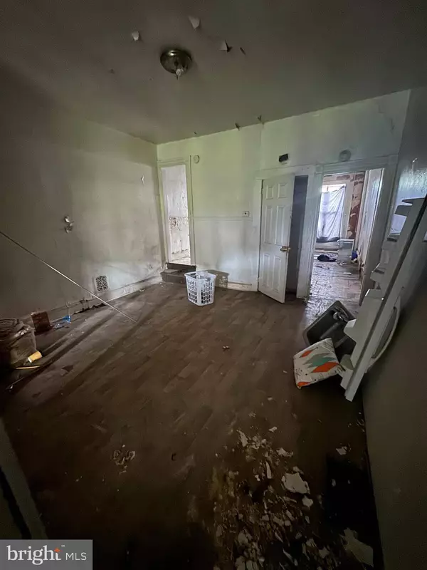 1822 E NORTH AVE, Baltimore, MD 21213