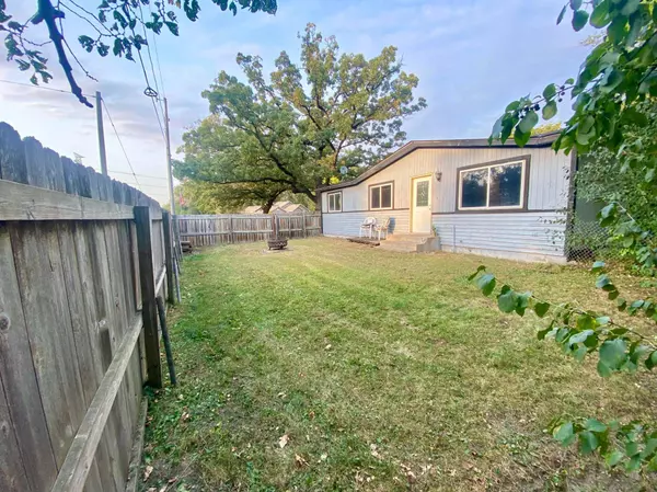 790 90th AVE NW, Coon Rapids, MN 55433