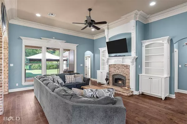 1927 Highpoint Place, Haughton, LA 71037