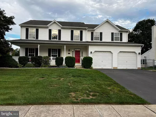 102 MOON DR, Langhorne, PA 19047