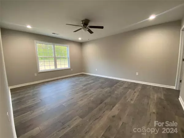 585 Wateree ST, Lancaster, SC 29720