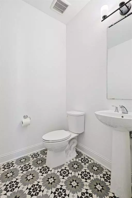 2904 Buckskin Lane, Northlake, TX 76247