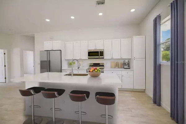 3202 7TH ST W, Lehigh Acres, FL 33971