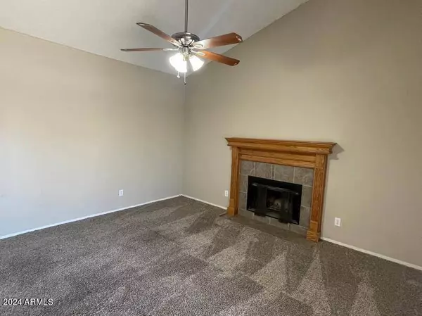 6720 W TURQUOISE Avenue, Peoria, AZ 85345