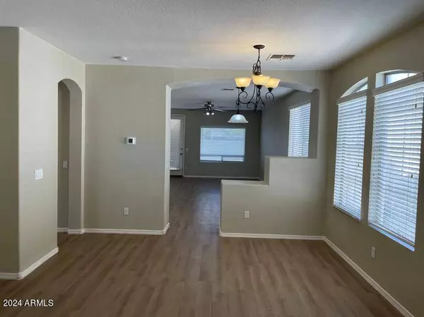 7314 S 38TH Lane, Phoenix, AZ 85041