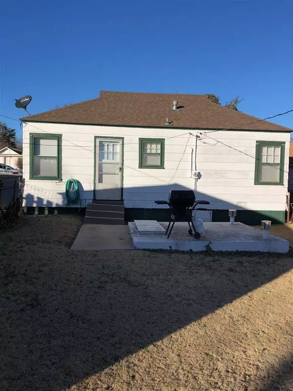 1310 NW Euclid, Lawton, OK 73507-6561