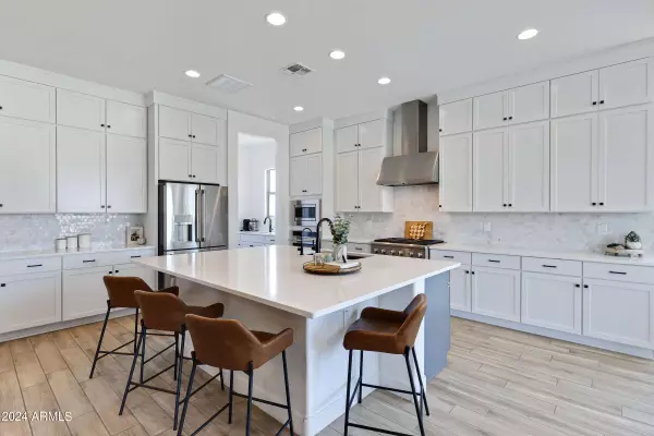 40548 N Barred Place, San Tan Valley, AZ 85140