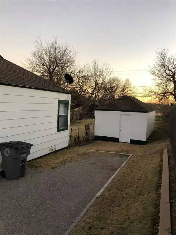 1310 NW Euclid, Lawton, OK 73507-6561