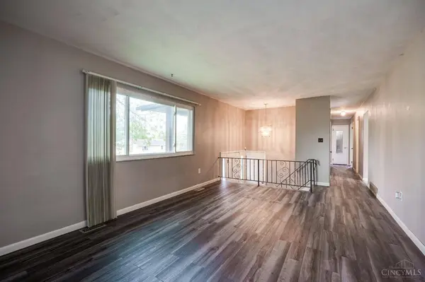 1639 Phyllis Ave, Miamisburg, OH 45342