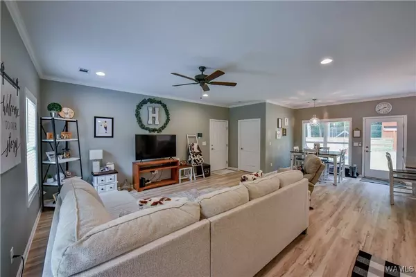 17086 Finnell RD, Northport, AL 35475