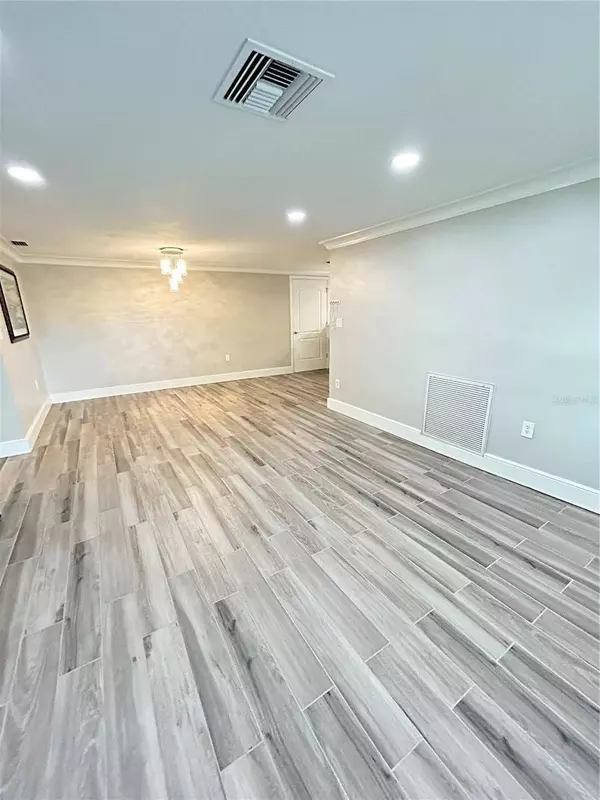 1452 WICKHAM LN, Holiday, FL 34691