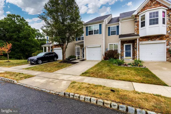 321 CHANCELLOR DR, Woodbury, NJ 08096