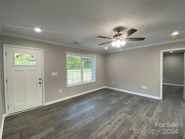 585 Wateree ST, Lancaster, SC 29720