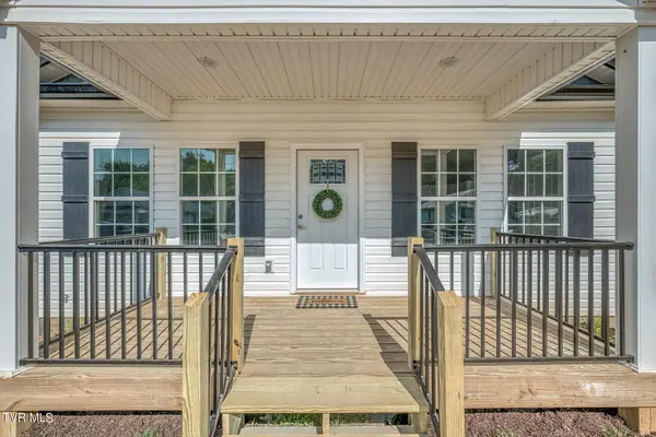 721 Maple AVE, Erwin, TN 37650