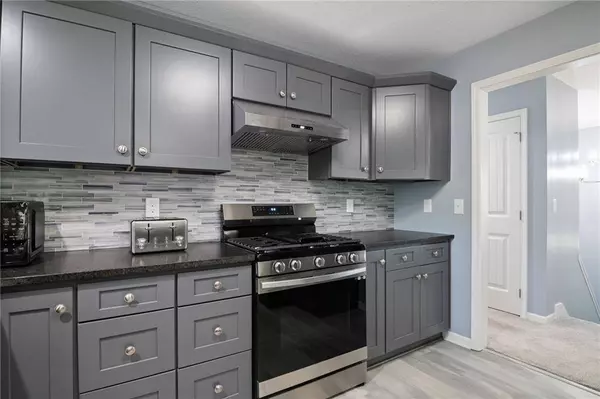 1605 NE 69th TER, Gladstone, MO 64118