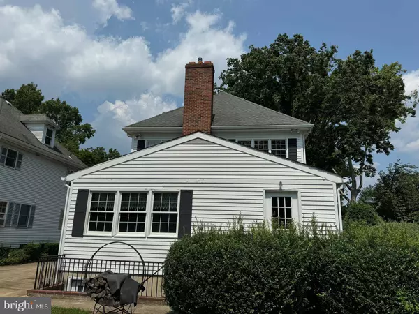 108 AVONDALE AVE, Haddonfield, NJ 08033