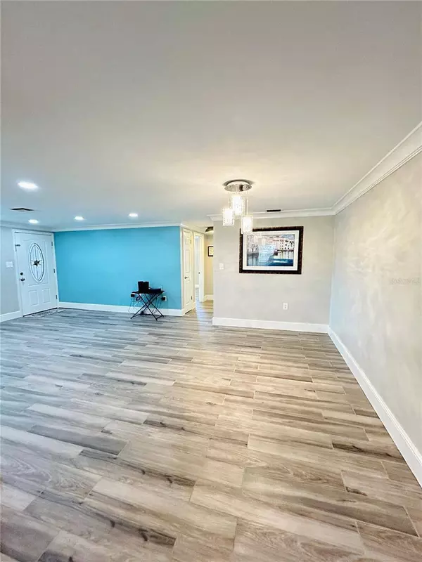 1452 WICKHAM LN, Holiday, FL 34691